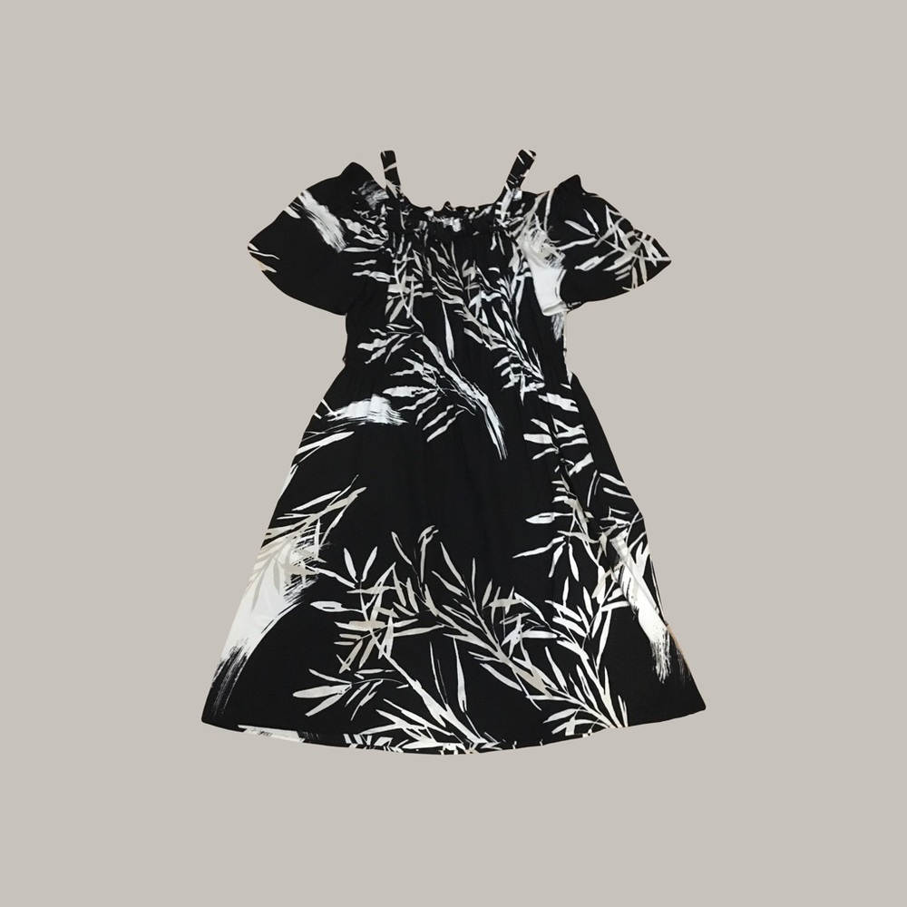 Natori 1XL black white gray tropical floral print open shoulder flutter sleeve